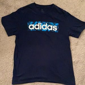 Adidas Men’s short sleeve size M T shirt